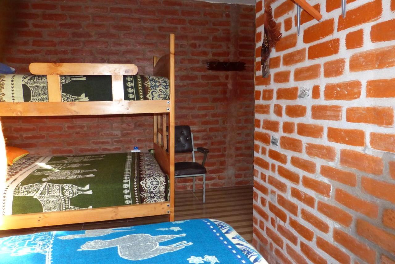 Hostal La Casa Amarilla City Баньос Экстерьер фото