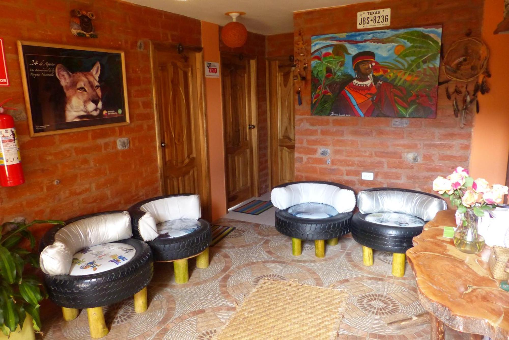 Hostal La Casa Amarilla City Баньос Экстерьер фото