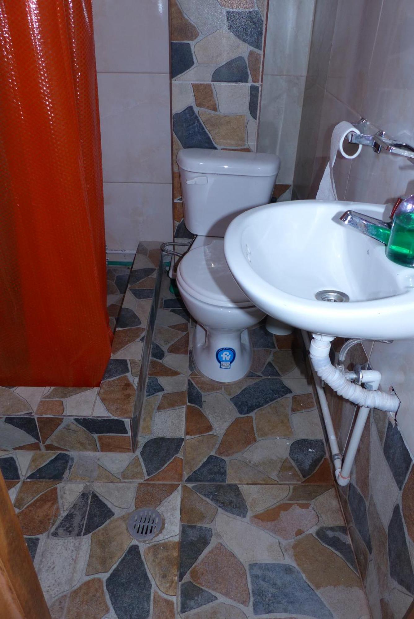 Hostal La Casa Amarilla City Баньос Экстерьер фото
