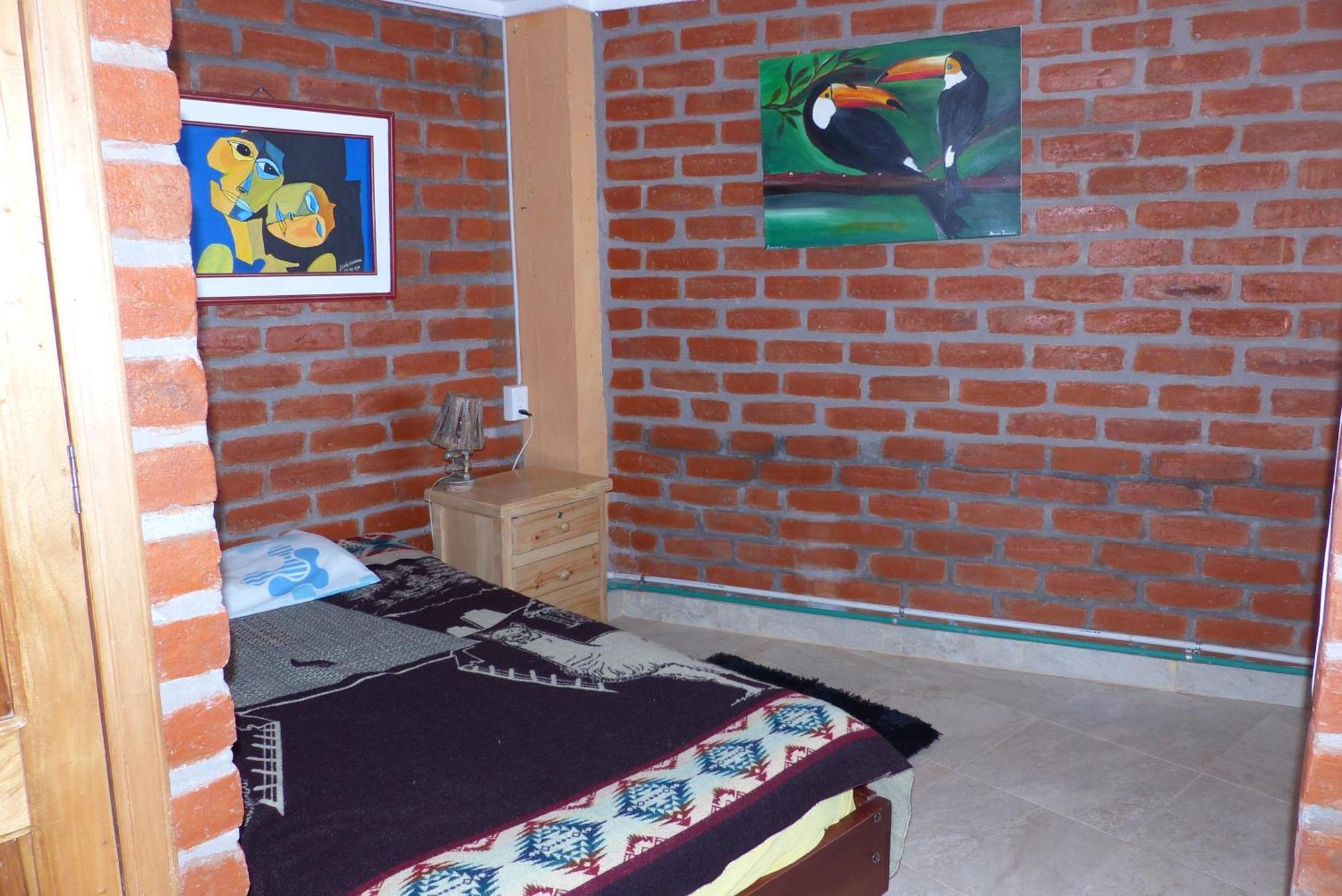Hostal La Casa Amarilla City Баньос Экстерьер фото