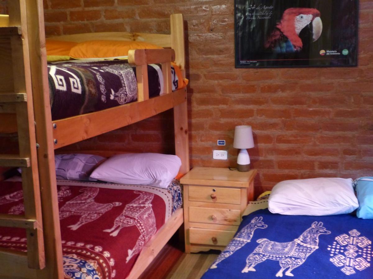 Hostal La Casa Amarilla City Баньос Экстерьер фото