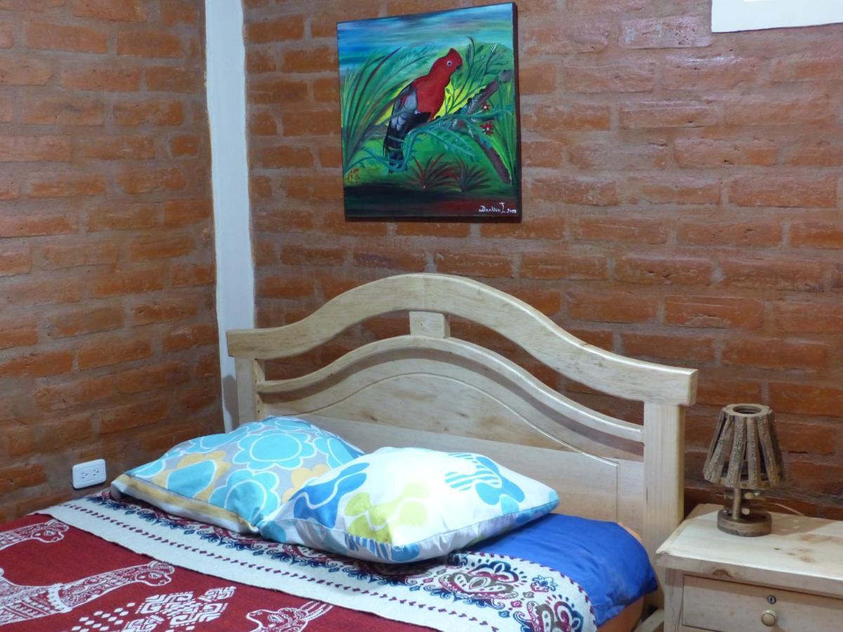 Hostal La Casa Amarilla City Баньос Экстерьер фото
